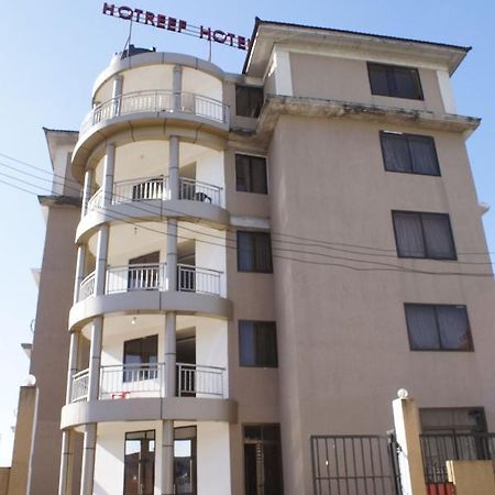 Hotreef Airport Hotel دار السلام المظهر الخارجي الصورة